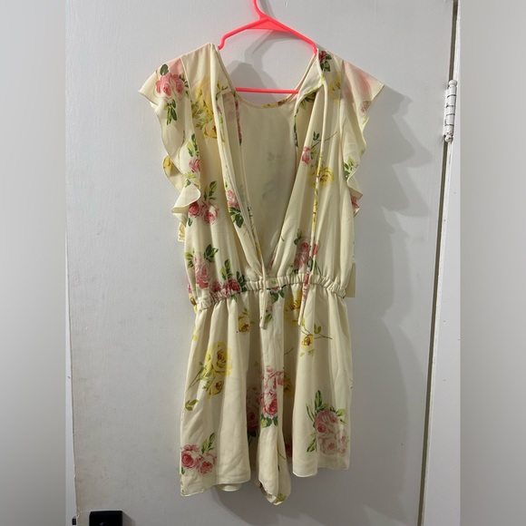 Aritzia Wilfred romper size large - Picture 3 of 4